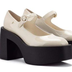 Larroude Olivia Pump Chunky Platform Mary Jane Strap Ivory Patent Leather